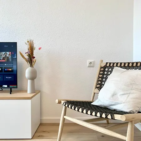 Apartment Antoni Homes 2-4 Personen I 2 Schlafzimmer I Messe I Uni I Arena